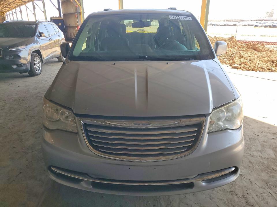 53121126 :رقم المزاد ، 2C4RC1BG5GR229224 vin ، 2016 Chrysler Town & Country مزاد بيع
