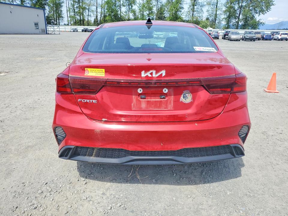 52043946 :رقم المزاد ، 3KPF24AD9NE497917 vin ، 2022 Kia Forte مزاد بيع