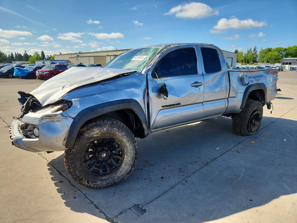 Auction sale of the 2016 Toyota Tacoma, vin: 5TFSZ5AN5GX003774, lot number: 54139016
