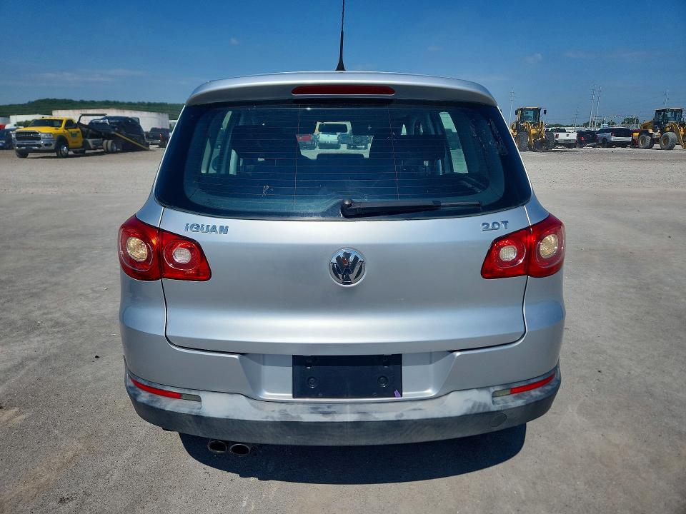 54659826 :رقم المزاد ، WVGAV7AX6AW532051 vin ، 2010 Volkswagen Tiguan مزاد بيع