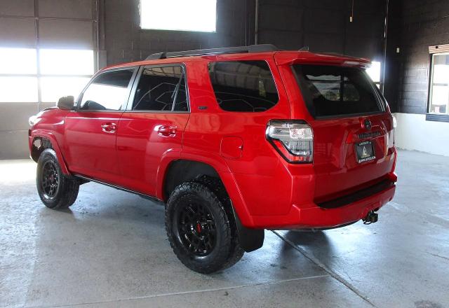52923036 :رقم المزاد ، JTEBU5JR0H5437725 vin ، 2017 Toyota 4runner مزاد بيع
