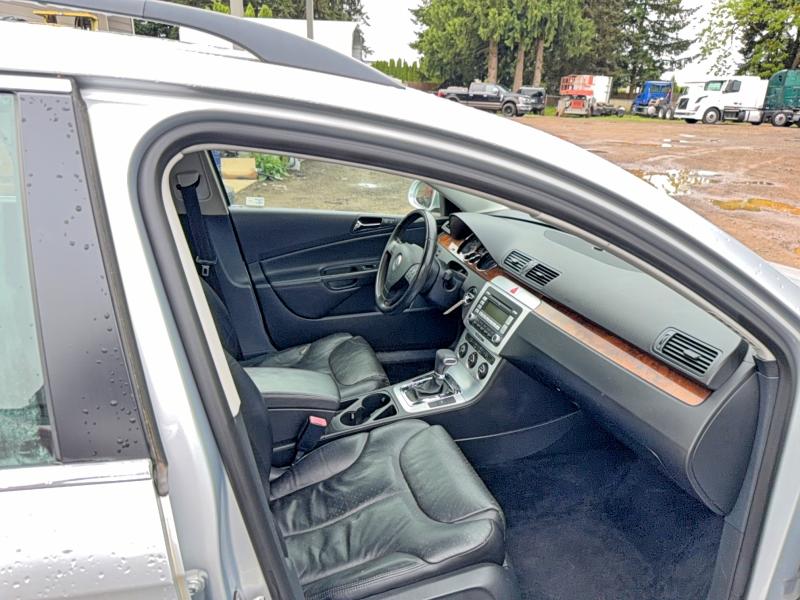 2008 Volkswagen Passat მანქანა იყიდება აუქციონზე, vin: WVWTK73C78E163099, აუქციონის ნომერი: 54097776