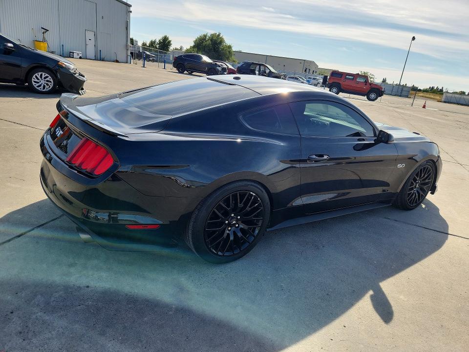 53322986 :رقم المزاد ، 1FA6P8CF0H5250587 vin ، 2017 Ford Mustang مزاد بيع