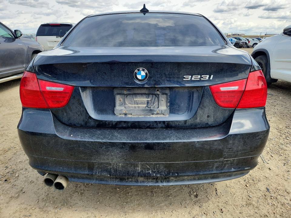 52958516 :رقم المزاد ، WBAPG7C55BA699923 vin ، 2011 Bmw 323 مزاد بيع