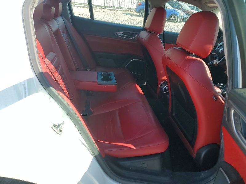 Продаж на аукціоні авто 2017 Alfa Romeo Giulia, vin: ZARFAEEN9H7560780, номер лоту: 52135246