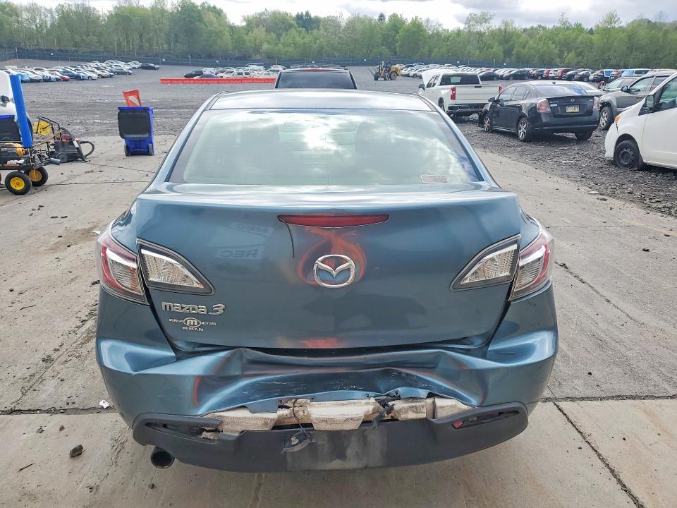 2011 Mazda 3 მანქანა იყიდება აუქციონზე, vin: JM1BL1VG3B1476851, აუქციონის ნომერი: 53618046