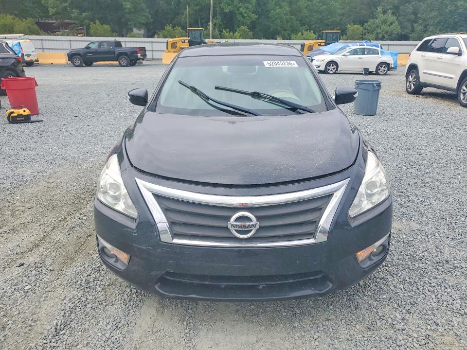 2013 Nissan Altima მანქანა იყიდება აუქციონზე, vin: 1N4AL3AP6DC910240, აუქციონის ნომერი: 52045236