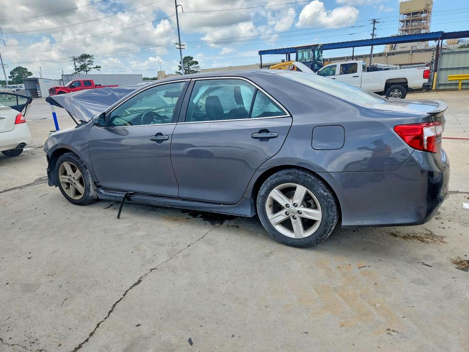 2014 Toyota Camry მანქანა იყიდება აუქციონზე, vin: 4T1BF1FK1EU363943, აუქციონის ნომერი: 54625356
