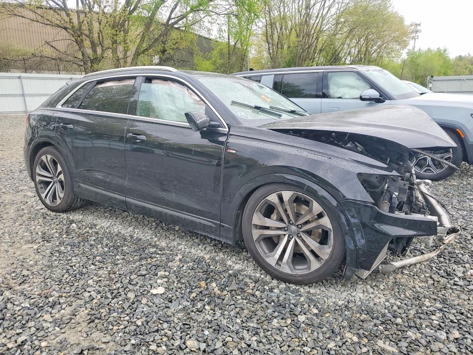 53018826 :رقم المزاد ، WA1EVAF14LD025620 vin ، 2020 Audi Q8 مزاد بيع
