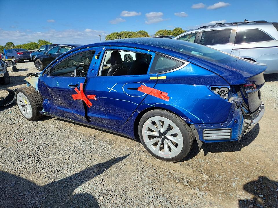 Продажа на аукционе авто 2021 Tesla Model 3, vin: 5YJ3E1EBXMF005941, номер лота: 54560926