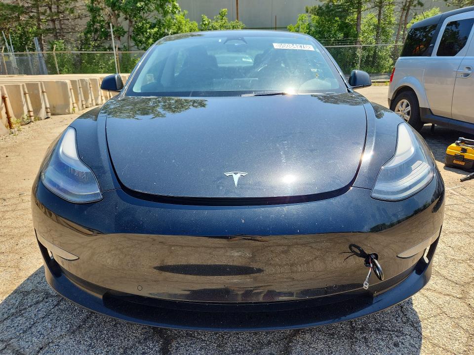 55084276 :رقم المزاد ، 5YJ3E1EA3NF304650 vin ، 2022 Tesla Model 3 مزاد بيع