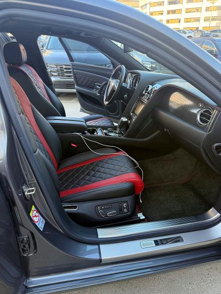 Продаж на аукціоні авто 2018 Bentley Flying Spur, vin: SCBEJ9ZA7JC067796, номер лоту: 54466796