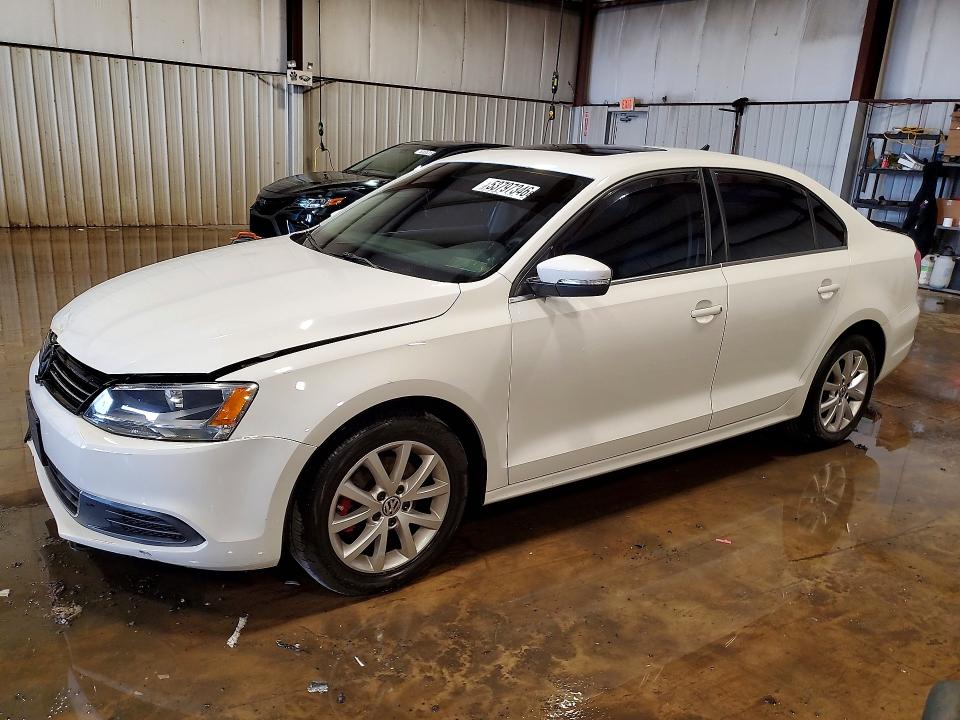 53797346 :رقم المزاد ، 3VWDP7AJ5DM269477 vin ، 2013 Volkswagen Jetta مزاد بيع