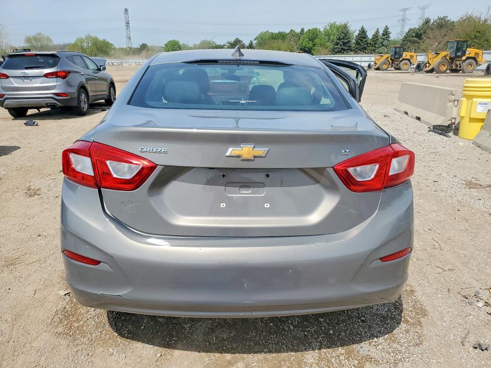 Aukcja sprzedaży 2017 Chevrolet Cruze, vin: 1G1BE5SM2H7127030, numer aukcji: 53057326