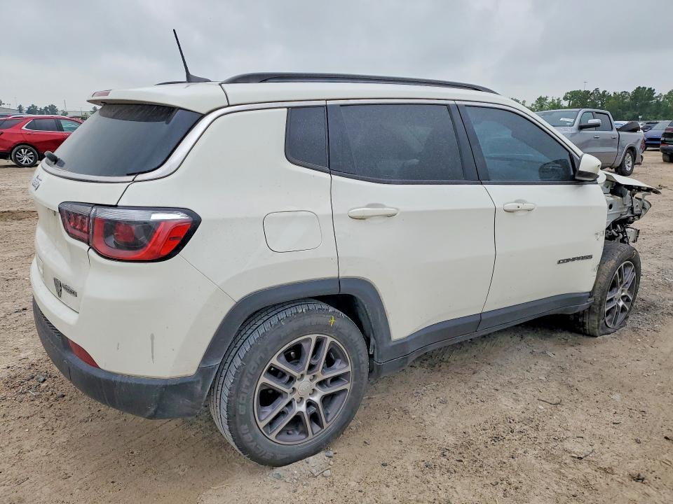 53081296 :رقم المزاد ، 3C4NJCBB1LT142979 vin ، 2020 Jeep Compass مزاد بيع