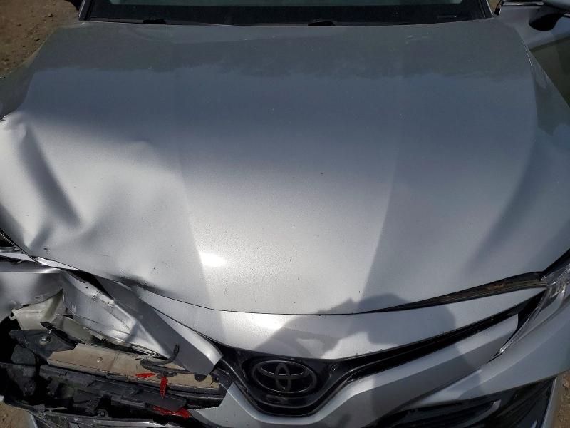 54454016 :رقم المزاد ، 4T1L11BK1LU018370 vin ، 2020 Toyota Camry مزاد بيع