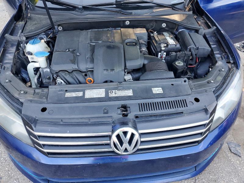 2013 Volkswagen Passat მანქანა იყიდება აუქციონზე, vin: 1VWBP7A35DC106984, აუქციონის ნომერი: 51627046