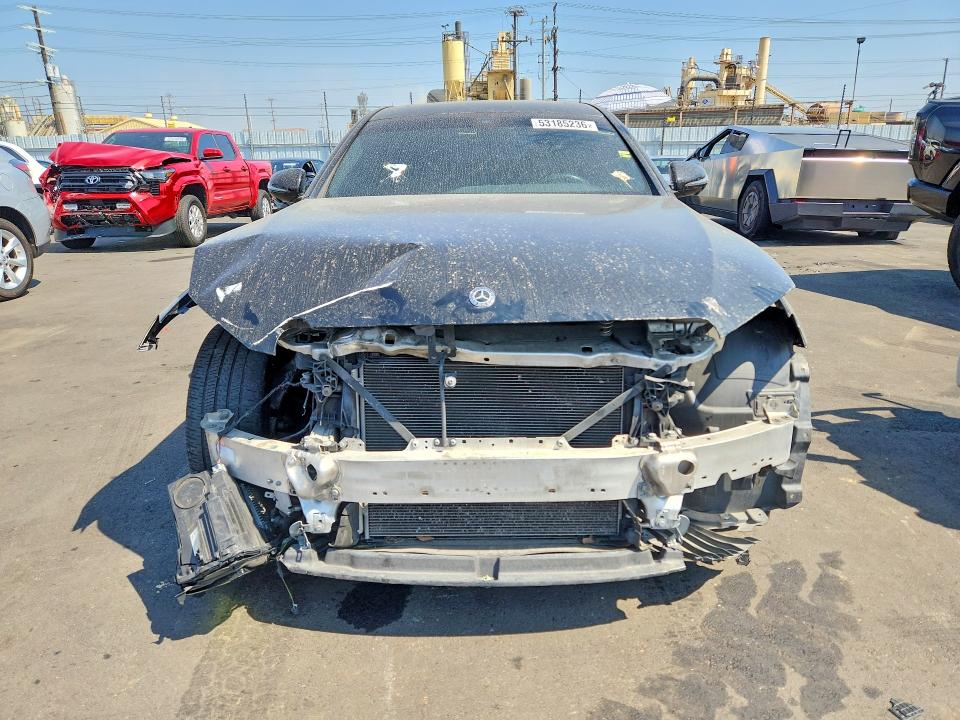 Продажа на аукционе авто 2020 Mercedes-benz E, vin: WDDZF8DB6LA721122, номер лота: 53185236