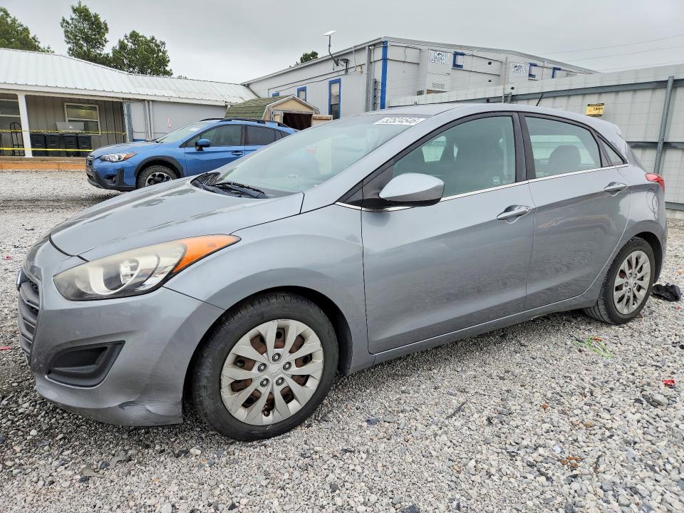 Auction sale of the 2016 Hyundai Elantra Gt, vin: KMHD35LH5GU256480, lot number: 52524546