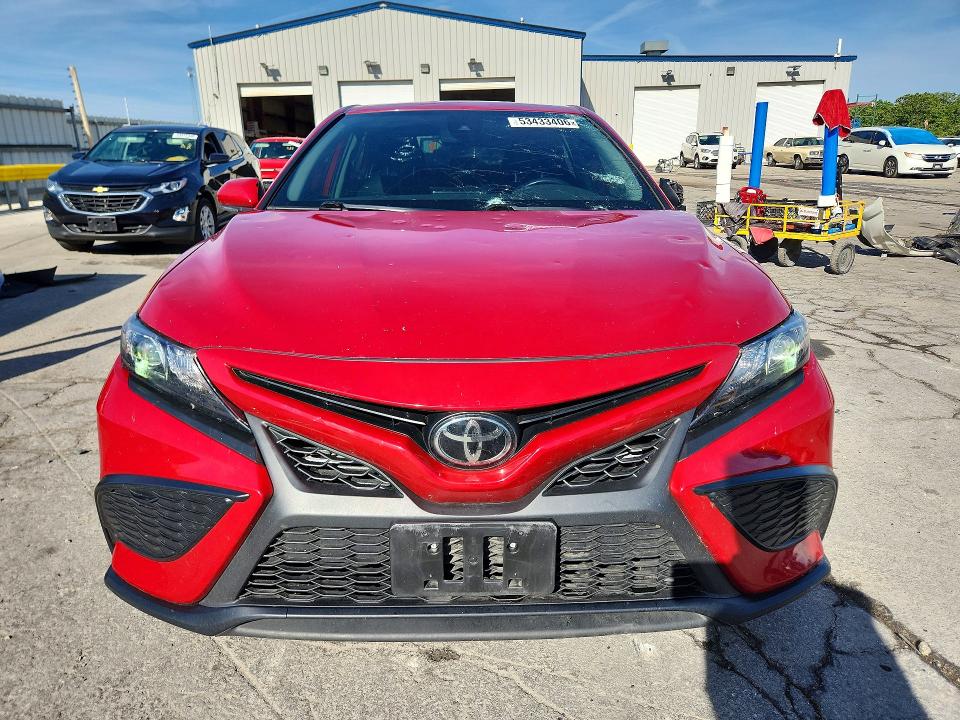 2023 Toyota Camry მანქანა იყიდება აუქციონზე, vin: 4T1G11AK4PU135790, აუქციონის ნომერი: 53433406