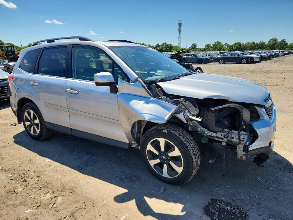 Продажа на аукционе авто 2018 Subaru Forester, vin: JF2SJAJC4JH500722, номер лота: 53558176