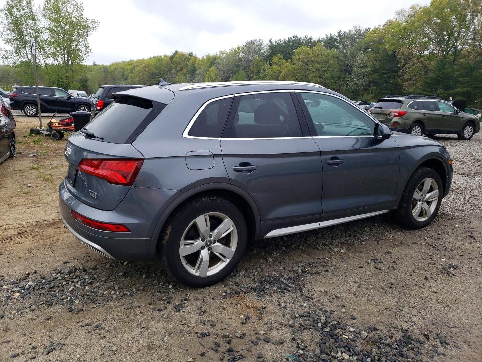 Продажа на аукционе авто 2018 Audi Q5, vin: WA1BNAFY2J2212699, номер лота: 53243986