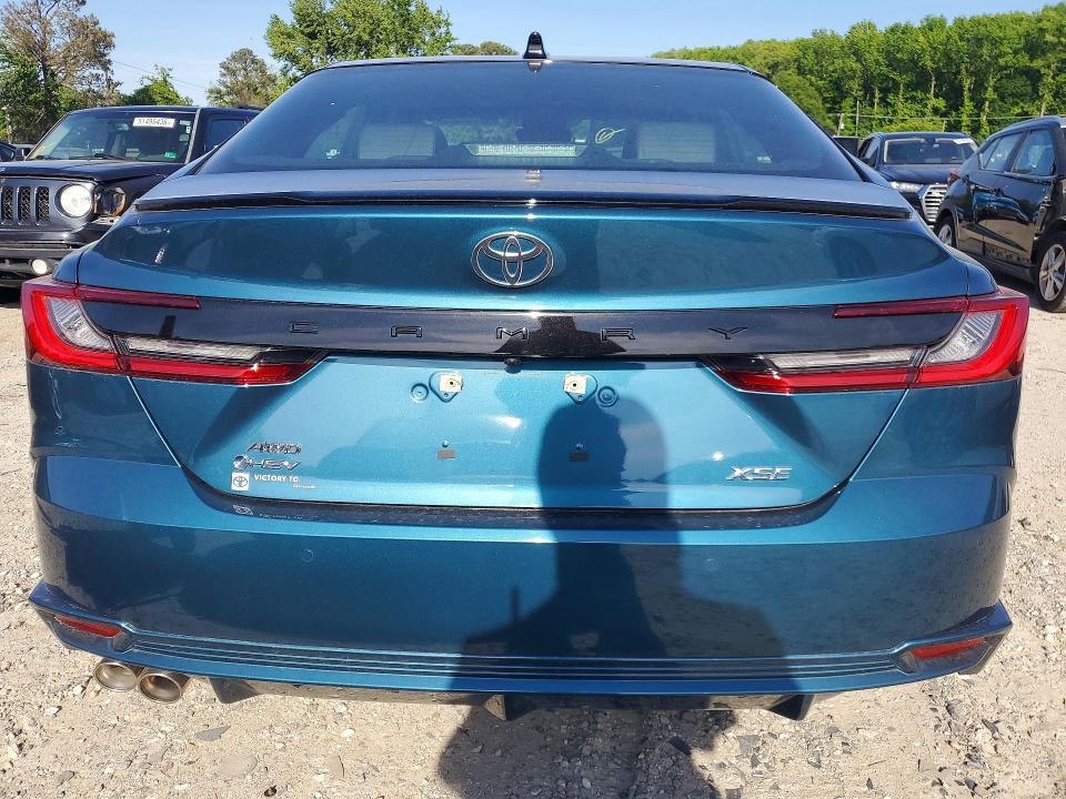 Продажа на аукционе авто 2025 Toyota Camry, vin: 4T1DBADKXSU018557, номер лота: 52400506