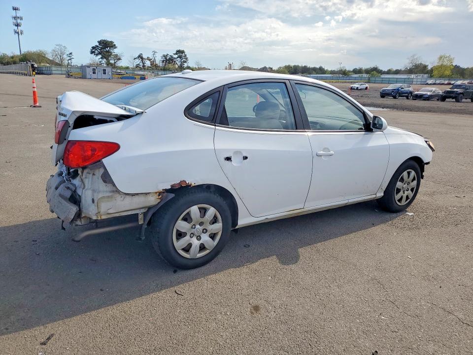 53567666 :رقم المزاد ، KMHDU46D68U476700 vin ، 2008 Hyundai Elantra مزاد بيع