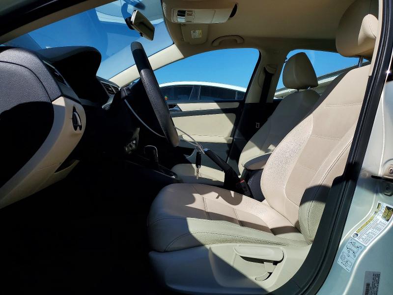 53035256 :رقم المزاد ، 3VWDX7AJ9BM387514 vin ، 2011 Volkswagen Jetta مزاد بيع