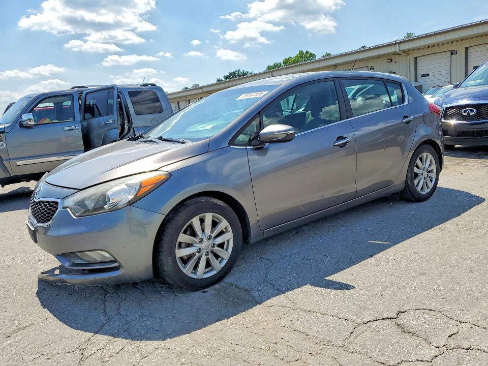 2014 Kia Forte მანქანა იყიდება აუქციონზე, vin: KNAFX5A88E5205323, აუქციონის ნომერი: 55067806