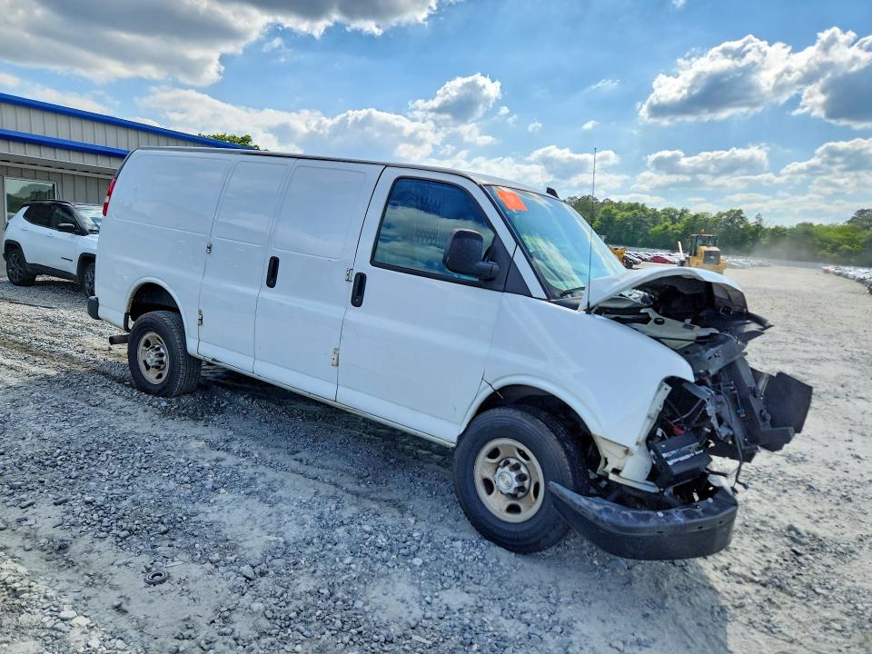 54250246 :رقم المزاد ، 1GCWGAFG4L1243082 vin ، 2020 Chevrolet Express G2500 مزاد بيع