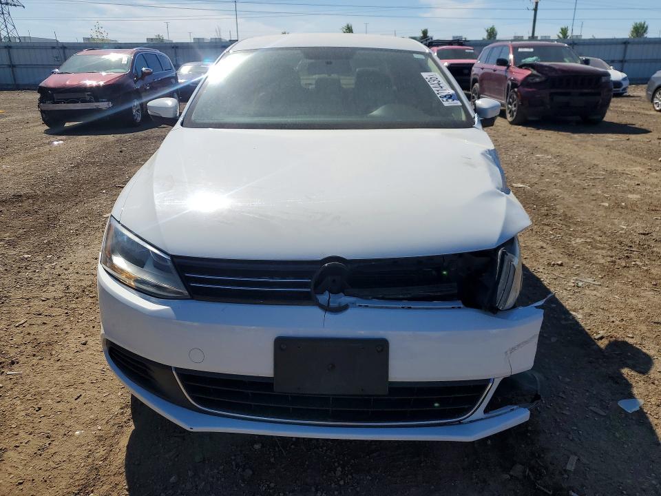 53014436 :رقم المزاد ، 3VWD07AJ2EM417204 vin ، 2014 Volkswagen Jetta مزاد بيع