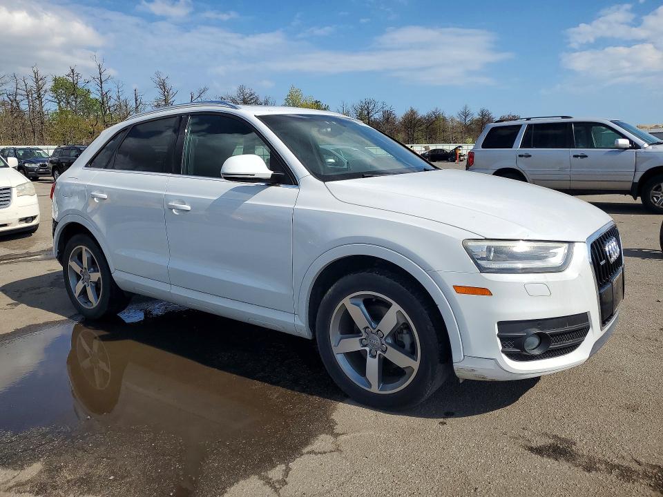 2015 Audi Q3 მანქანა იყიდება აუქციონზე, vin: WA1EFCFS4FR012407, აუქციონის ნომერი: 53772096