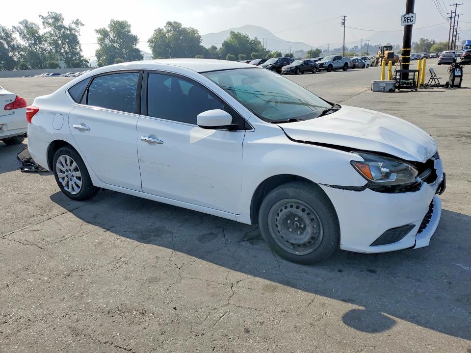 2017 Nissan Sentra მანქანა იყიდება აუქციონზე, vin: 3N1AB7AP9HY391267, აუქციონის ნომერი: 54659146