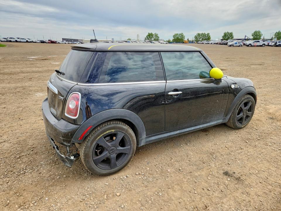 Продажа на аукционе авто 2010 Mini Cooper, vin: WMWMF3C51ATU78014, номер лота: 55271206