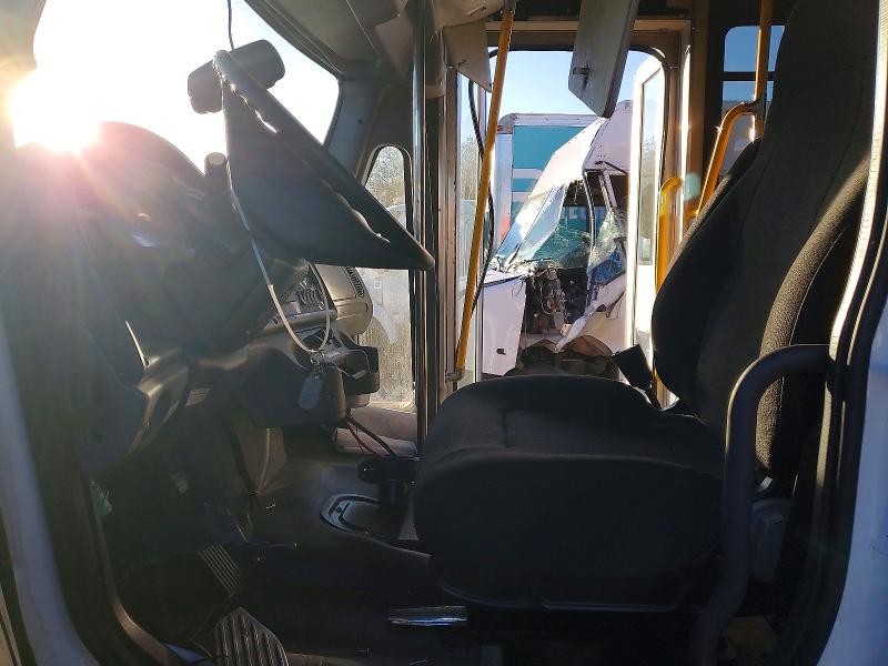 Продажа на аукционе авто 2020 Freightliner Chassis, vin: 4UZADRFD7LCMD5891, номер лота: 53036396