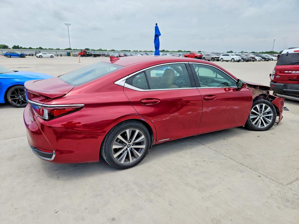 54088606 :رقم المزاد ، 58AD21B11LU012456 vin ، 2020 Lexus Es مزاد بيع