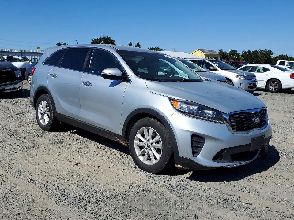 2019 Kia Sorento მანქანა იყიდება აუქციონზე, vin: 5XYPG4A5XKG446228, აუქციონის ნომერი: 54173626