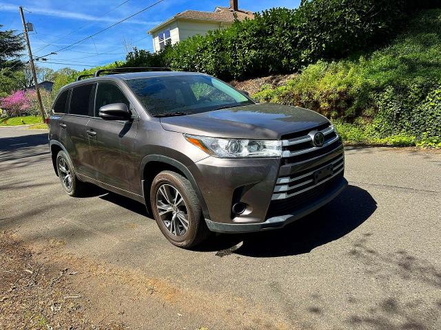 54898346 :رقم المزاد ، 5TDBZRFH5HS453930 vin ، 2017 Toyota Highlander مزاد بيع
