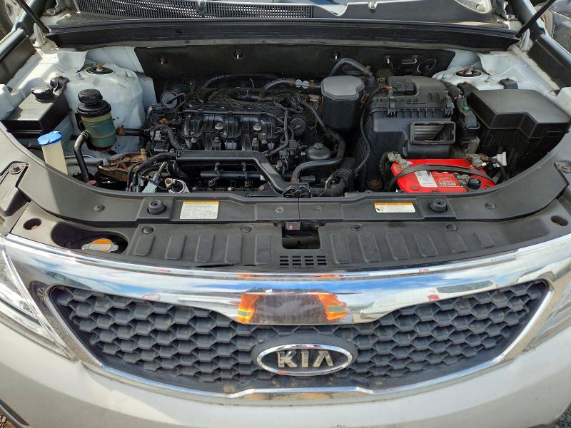 53956526 :رقم المزاد ، 5XYKTDA22BG125117 vin ، 2011 Kia Sorento مزاد بيع