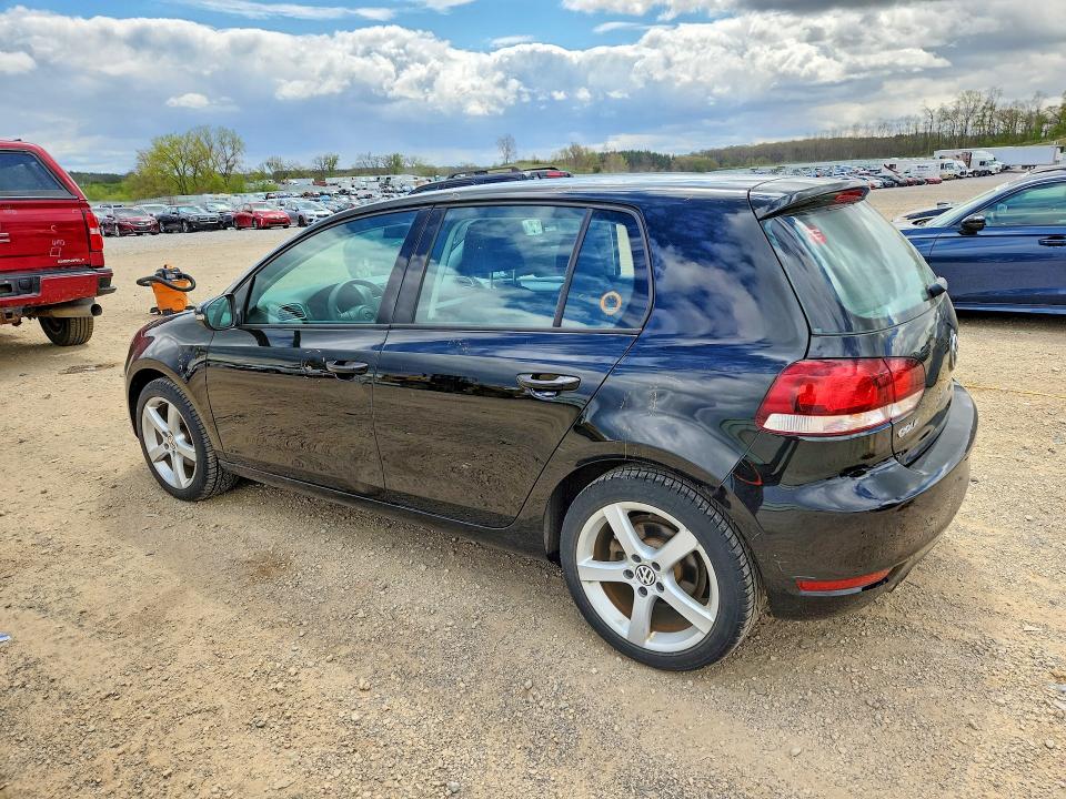 51191556 :رقم المزاد ، WVWDA7AJ5BW208566 vin ، 2011 Volkswagen Golf مزاد بيع