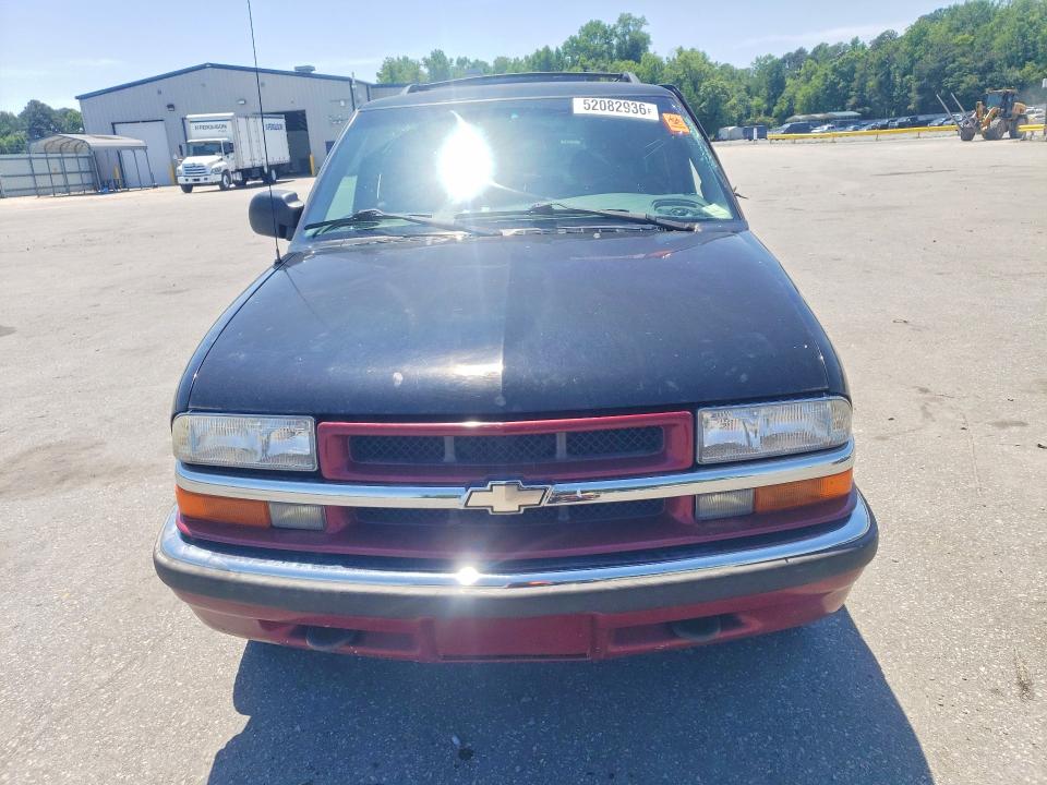 Продаж на аукціоні авто 2000 Chevrolet Blazer, vin: 1GNDT13W3Y2172142, номер лоту: 52082936