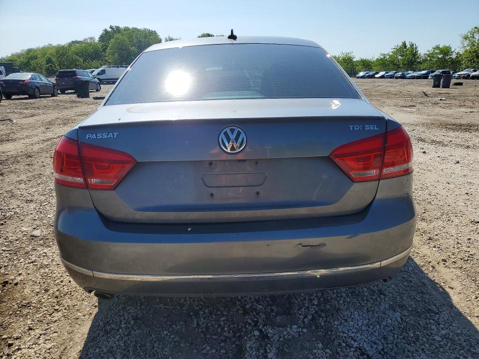 Продажа на аукционе авто 2013 Volkswagen Passat, vin: 1VWCN7A34DC120837, номер лота: 52714196