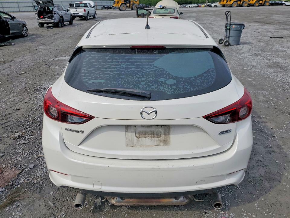 Продаж на аукціоні авто 2018 Mazda 3, vin: 3MZBN1L3XJM242067, номер лоту: 52458336