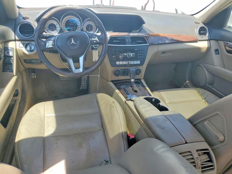 Продажа на аукционе авто 2014 Mercedes-benz C, vin: WDDGF8AB1EA954887, номер лота: 52305986