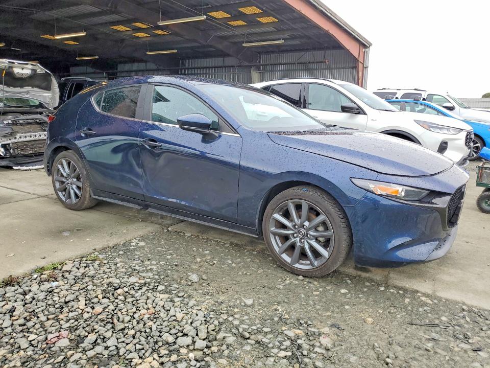 Aukcja sprzedaży 2021 Mazda 3, vin: JM1BPAKL5M1404137, numer aukcji: 52184366