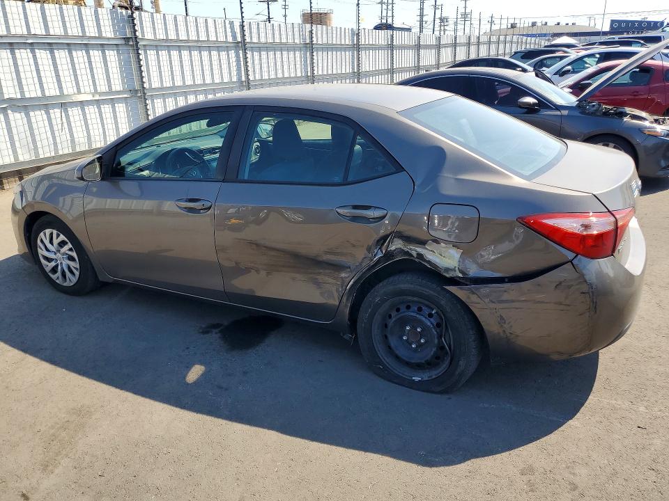 Продаж на аукціоні авто 2018 Toyota Corolla, vin: 2T1BURHE9JC102194, номер лоту: 54203626