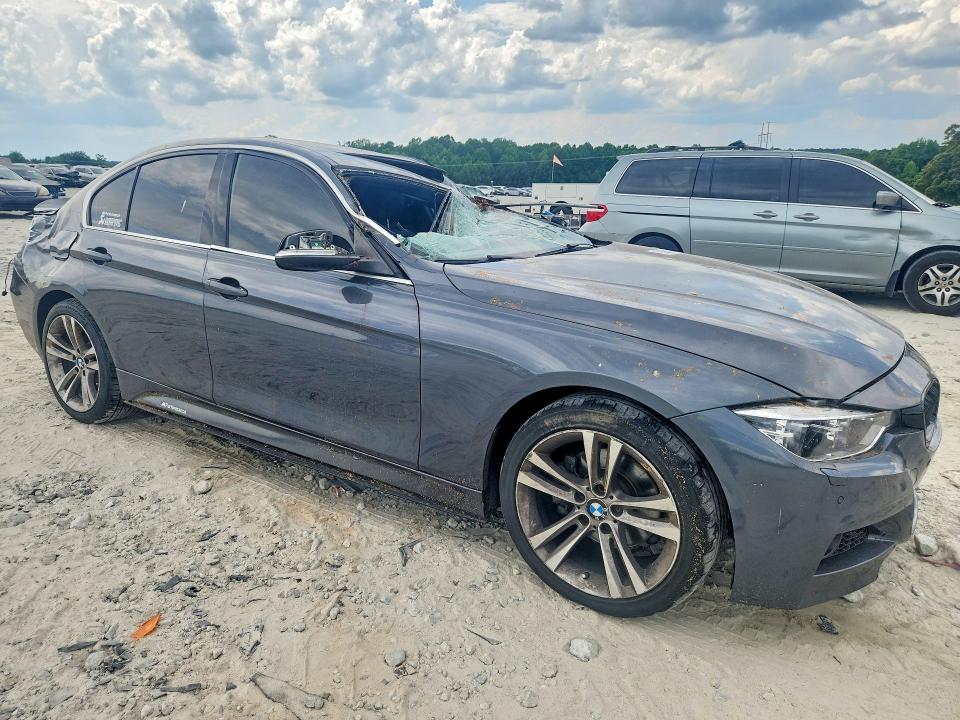 53601246 :رقم المزاد ، WBA8B9G34HNU55477 vin ، 2017 Bmw 330 مزاد بيع