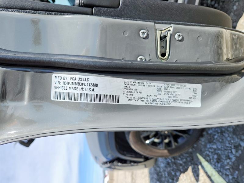 54391756 :رقم المزاد ، 1C4PJMMB3PD112888 vin ، 2023 Jeep Cherokee مزاد بيع