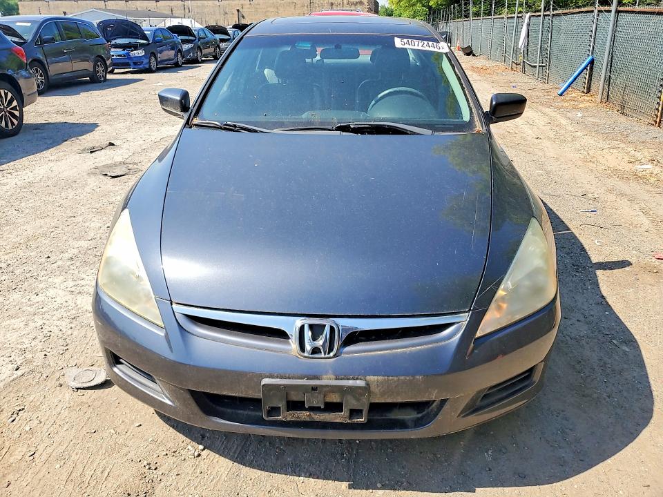 2007 Honda Accord მანქანა იყიდება აუქციონზე, vin: 1HGCM66517A020142, აუქციონის ნომერი: 54072446
